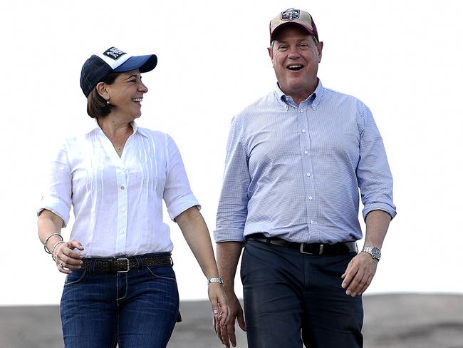 Queensland Opposition Lader Tim Nicholls and deputy Deb Frecklington on the campaign trail in north Queensland. Picture: Dave Hunt/AAP