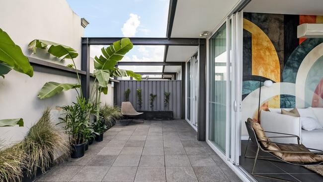 The outdoor area.