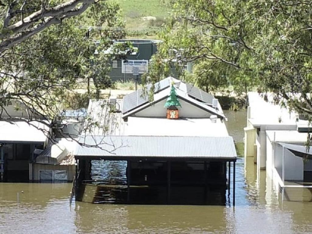 Opposite Pretoria Hotel on Khartoum Road, Mannum. Picture: Facebook/Jacqui Duhne