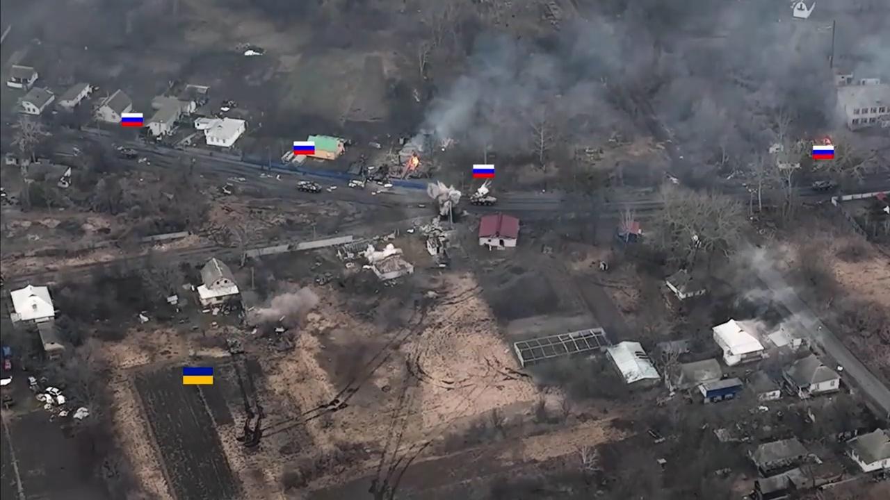 Russia Ukraine War: Drone Footage Shows Ukrainian Tank Single-handedly ...