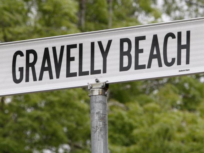Tassie Town Gravelly Beach, town sign