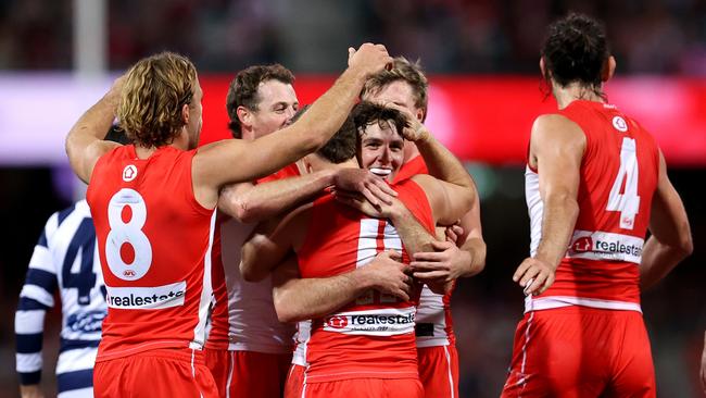 Can anyone beat the Swans? Photo by Brendon Thorne/AFL Photos/via Getty Images