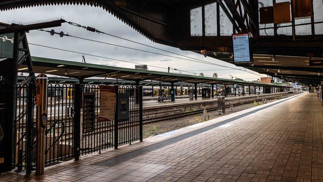 A quiet platform at Central station on Monday. Picture: NCA NewsWire / Flavio Brancaleone