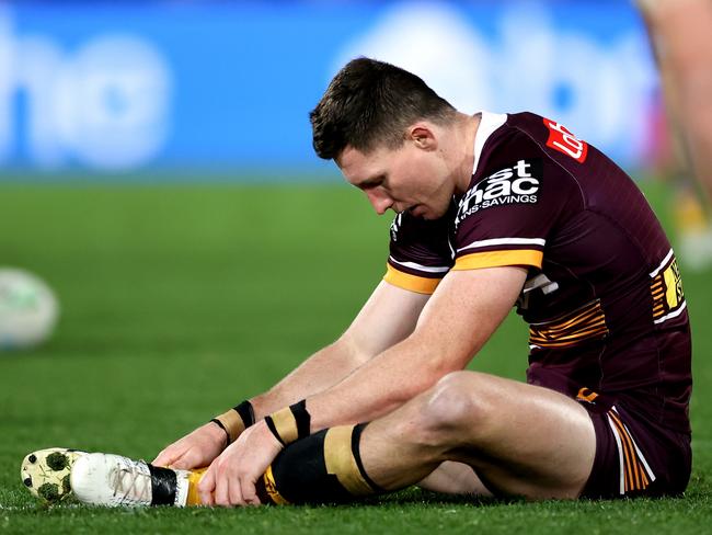 SYDNEY, AUSTRALIA - SEPTEMBER 03: Tyson Gamble of the Broncos reacts at full time during the round 25 NRL match between the St George Illawarra Dragons and the Brisbane Broncos at Netstrata Jubilee Stadium, on September 03, 2022, in Sydney, Australia. (Photo by Brendon Thorne/Getty Images)