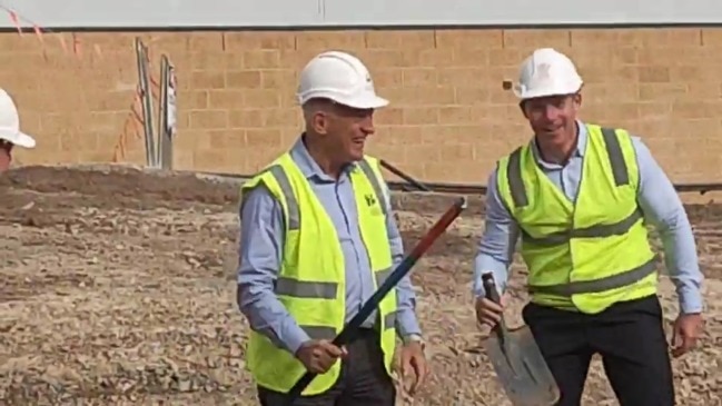 Mayor's shovel breaks during Cairns Convention Centre sod turning