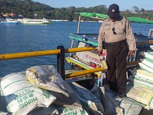Bomb fears after Bali fertiliser bust
