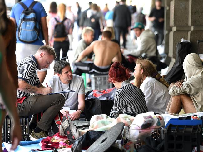 Melbourne Homeless Outside Flinders St Shocked Tourists Feel Unsafe Around Station Herald Sun