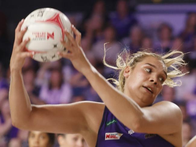 BRISBANE, AUSTRALIA - MAY 06: Donnell Wallam of the Firebirds controls the ball during the round eight Super Netball match between Queensland Firebirds and Collingwood Magpies at Nissan Arena, on May 06, 2023, in Brisbane, Australia. (Photo by Glenn Hunt/Getty Images)