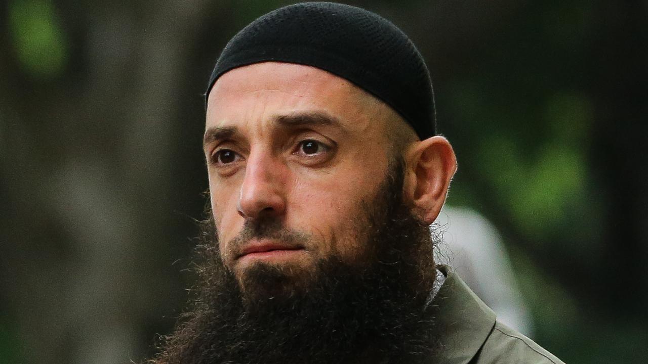 ‘Pigs’: Jewish leaders sue Islamic cleric over controversial comments