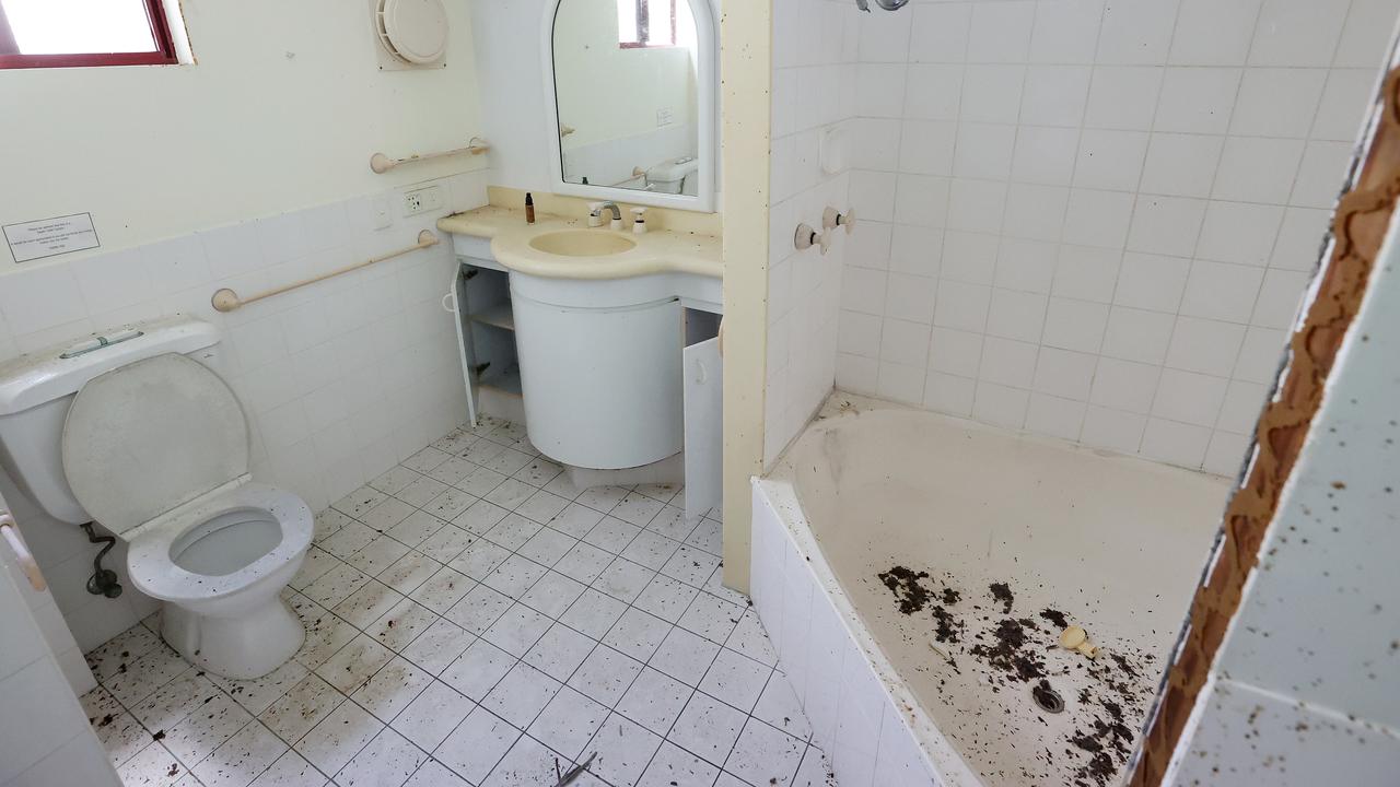 The bathrooms are littered with animal faeces at Great Keppel Island.