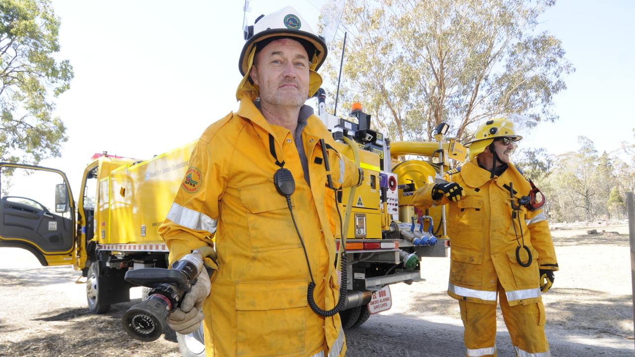 QLD bushfires: Rural firefighters hailed for bravery in tough ...