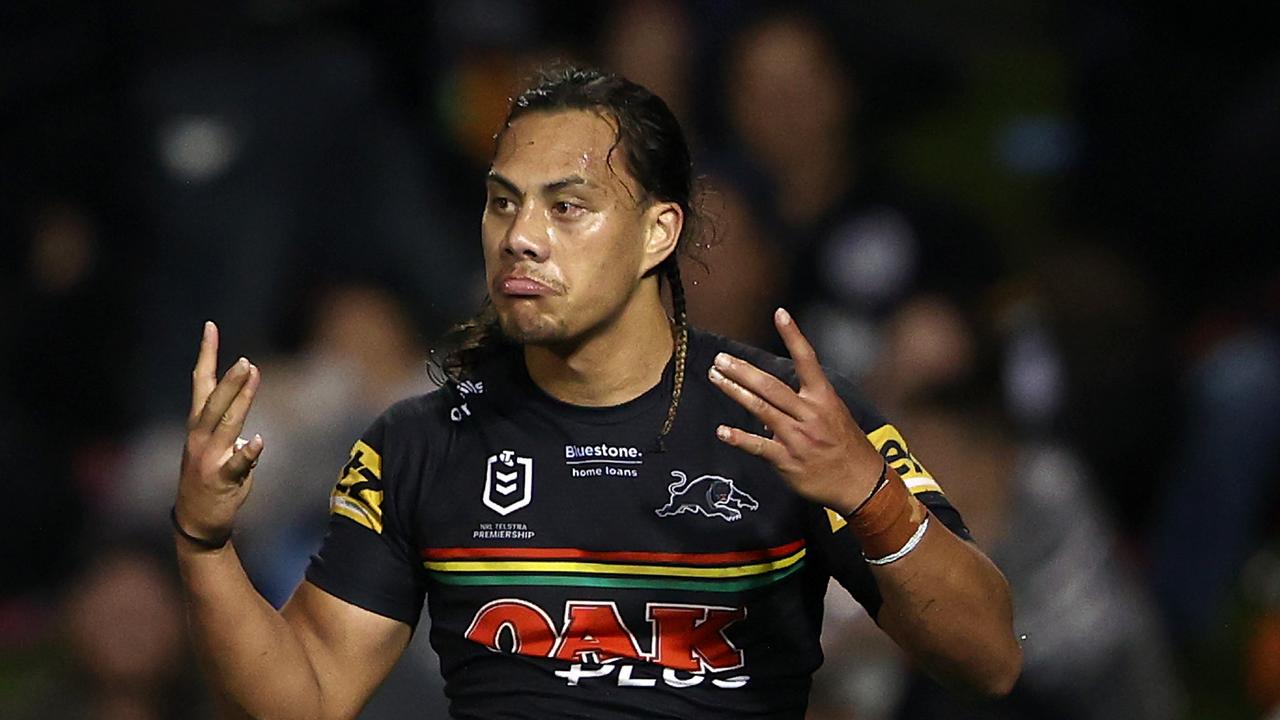PENRITH, AUSTRALIA - JULY 23: Jarome Luai of the Panthers celebrates after scoring a try during the round 19 NRL match between the Penrith Panthers and the Cronulla Sharks at BlueBet Stadium on July 23, 2022, in Penrith, Australia. (Photo by Matt Blyth/Getty Images)
