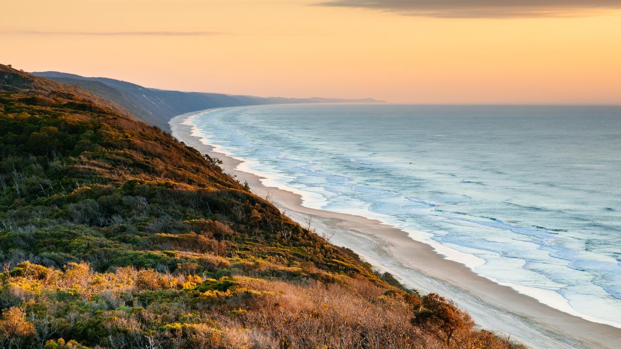 Paraglider airlifted from Cooloola Great walk with spinal injuries