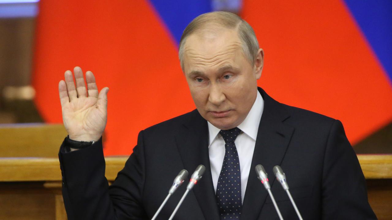 The <i>Prokt</i> allege that Putin had an average of nine doctors accompanying him everywhere in 2019. Picture: Getty Images