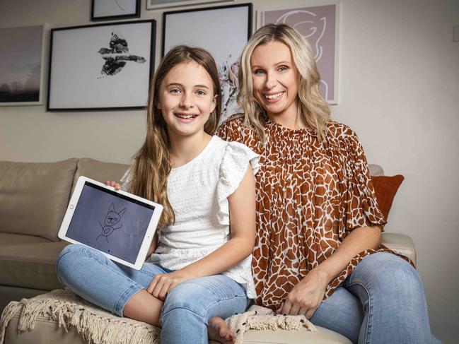 Melbourne mum and blogger Cat Matthews says she puts a number of restrictions in place to prevent her nine-year-old daughter from getting too obsessed with her video image. Picture: @catja_em/Instagram