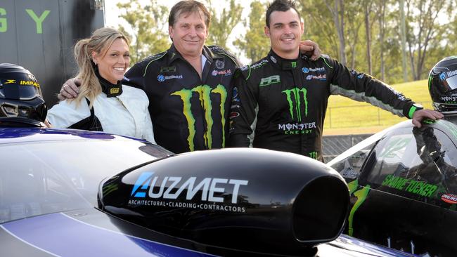 Kirsten Tucker-Cannuli with her dad Rob Tucker and brother Shane Tucker.