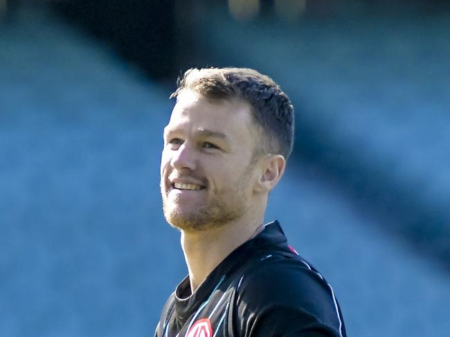 Friday 19  August 2022.Robbie Gray at Port Training at Adelaide oval. Pic Roy VanDerVegt