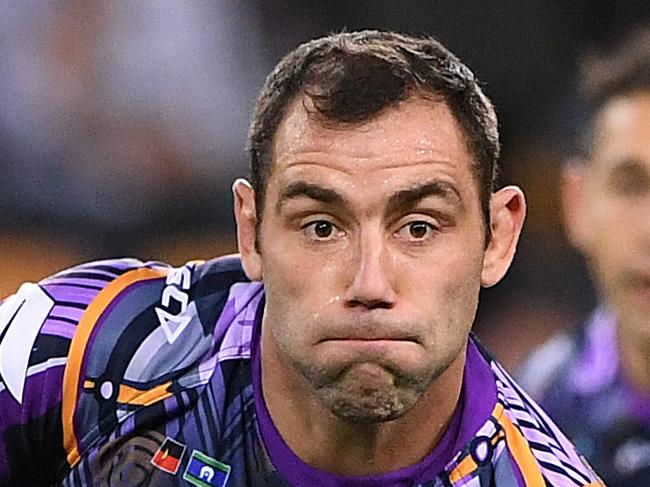 Cameron Smith of the Storm during the Round 10 NRL match between the Melbourne Storm and the Gold Coast Titans at Suncorp Stadium in Brisbane, Saturday, May 12, 2018. (AAP Image/Dave Hunt) NO ARCHIVING, EDITORIAL USE ONLY