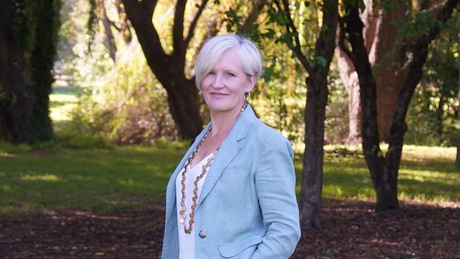 Victorian Forest Productions Assocation chief executive Deb Kerr says the government’s decision is ‘disgraceful’.