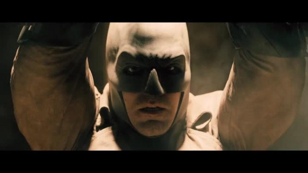Batman v Superman - Exclusive sneak peek