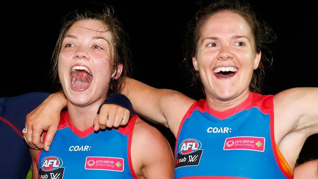 Ellie Blackburn and Emma Kearney have been the Bulldogs’ main ball winners. Photo: Adam Trafford/AFL Media/Getty Images