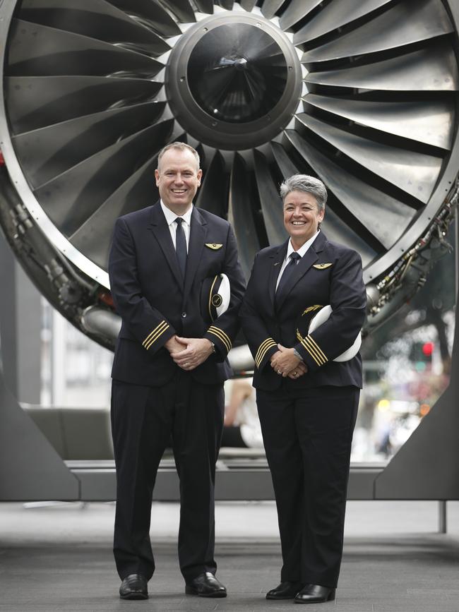 Captain Lisa Norman First Officer David Summergreene will be piloting the Qantas Dreamliner flight from Perth to London. Picture: Tim Pascoe