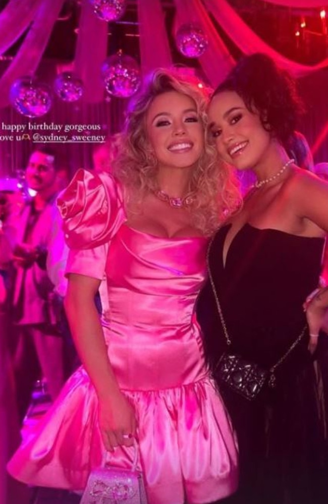 Sydney Sweeney celebrated her birthday with ‘80s themed party.