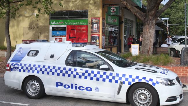 Police attend an attempted armed robbery at a bottle shop in Melbourne's east.