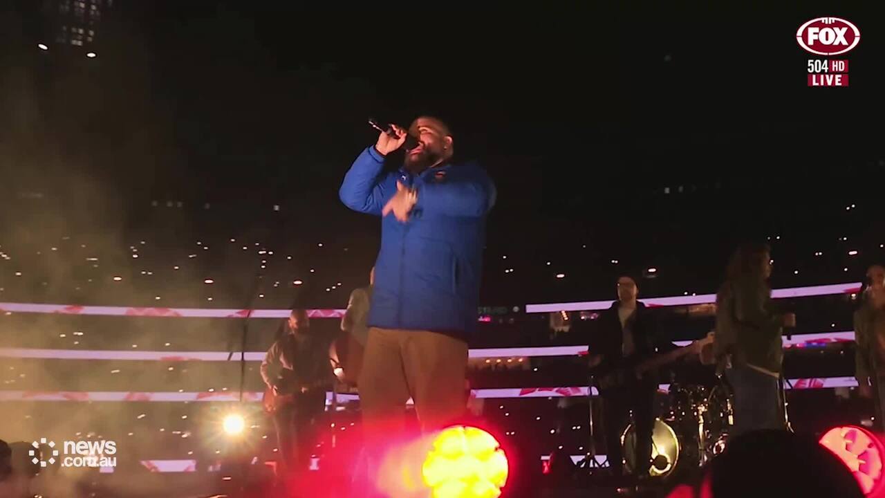 AFL world left divided by Dreamtime pre-match entertainment