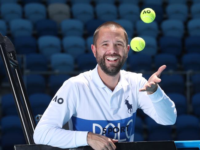 How kid from Benalla came to travel the world as an elite tennis umpire