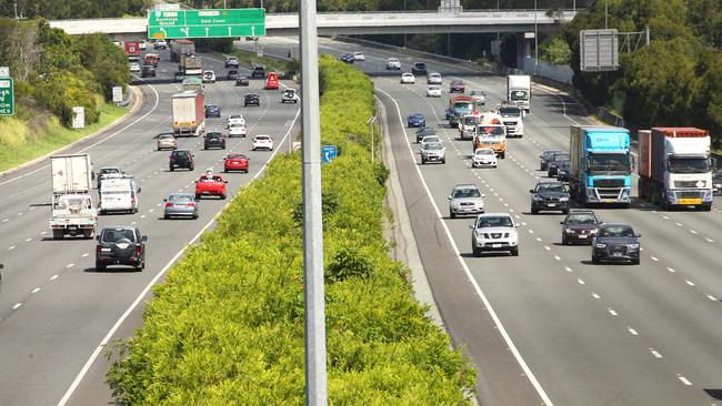 Solution to M1 Gold Coast to Brisbane corridor chaos a must, according ...