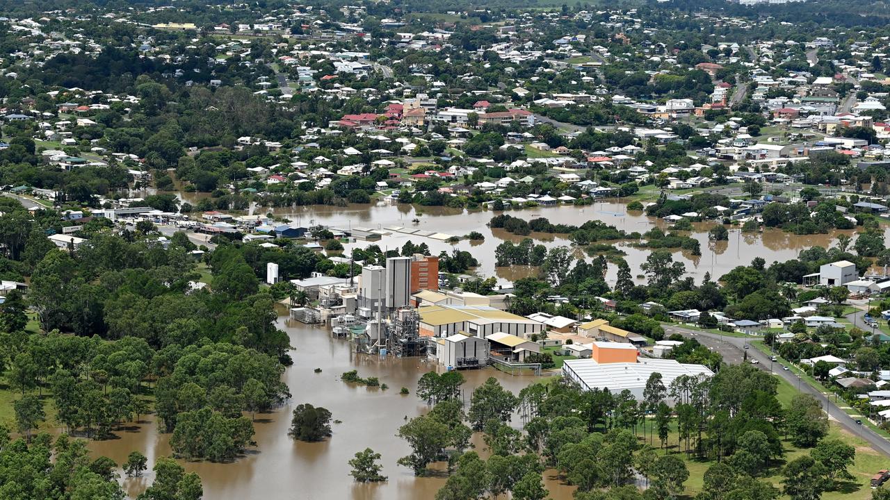 Gympie floods in photos 2022 and 1999 | The Courier Mail