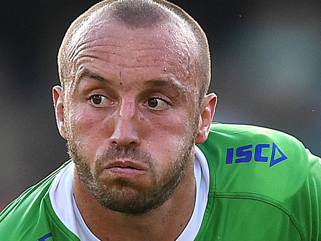 Josh Hodgson of the Raiders during the Round One NRL match between Canberra Raiders and Gold Coast Titans at GIO Stadium in Canberra, Friday, March 13, 2020. (AAP Image/Lukas Coch) NO ARCHIVING, EDITORIAL USE ONLY