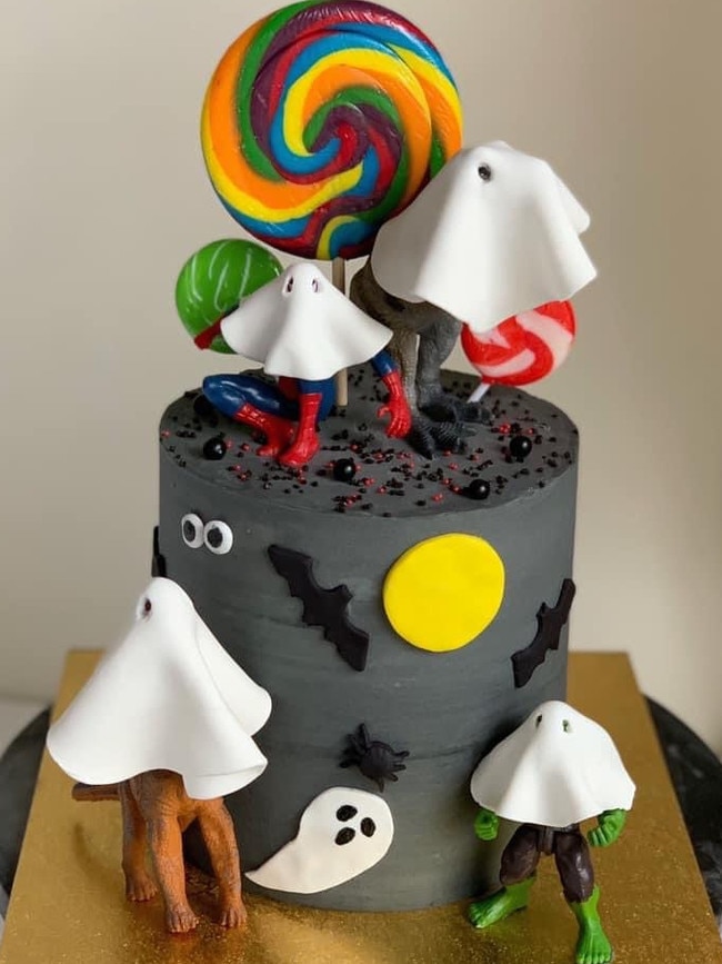 A ‘ghost’ themed cake by She Baked, Woodside.