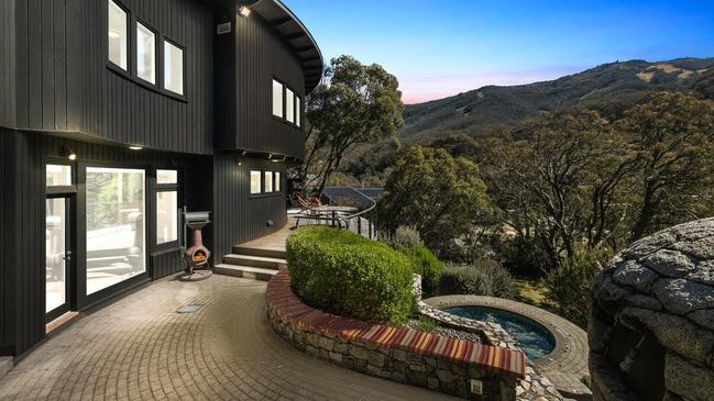 Thredbo’s Sastrugi Lodge has been sold. It had a price guidance of $9m-plus. Picture: realestate.com.au