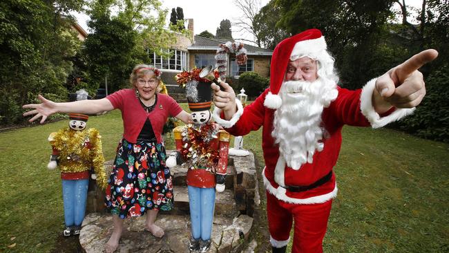 One of the homes that started an annual Christmas lights extravaganza on The Boulevard in Ivanhoe, No. 239, sold $305,000 above its reserve in a 1.5-hour auction that set the tone for Melbourne’s busy festive property market late last year. Picture: David Caird