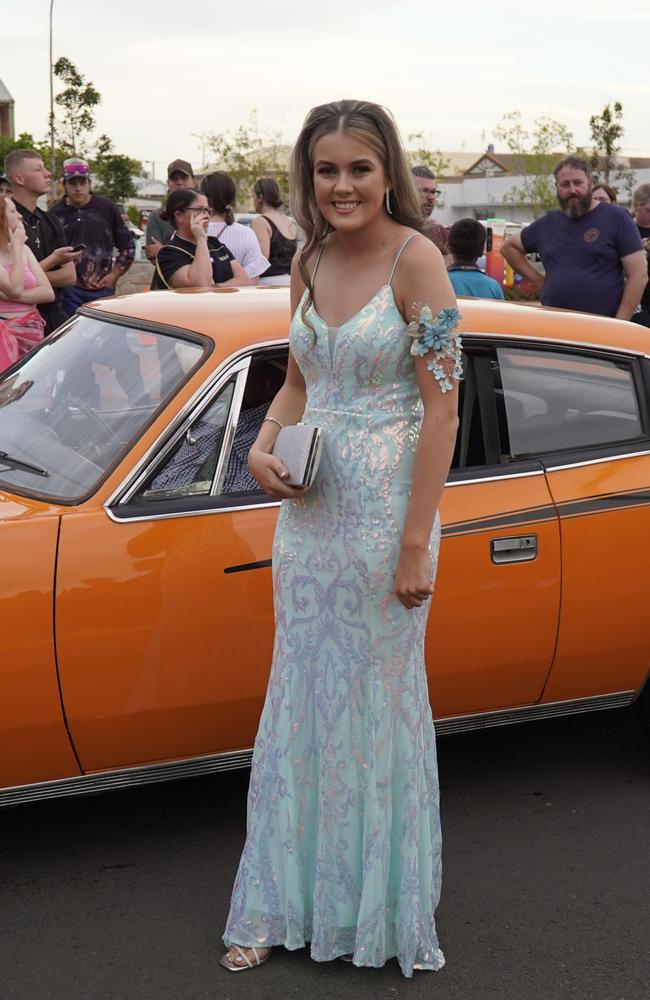 Shay Barron arriving at the 2023 Kingaroy State High School formal.