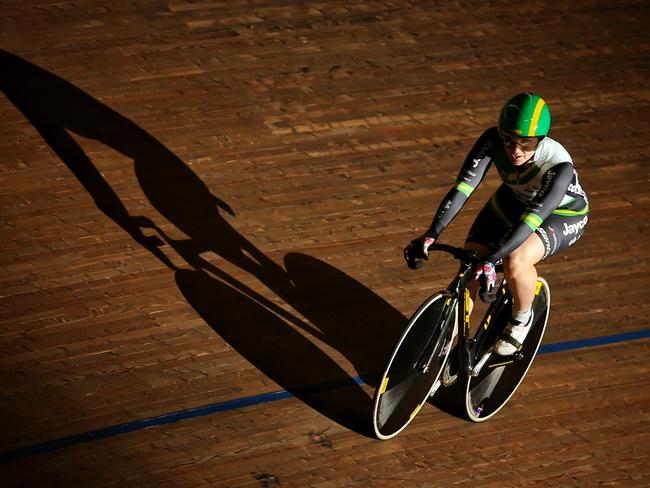 Meares warms up. Picture: Hamish Blair