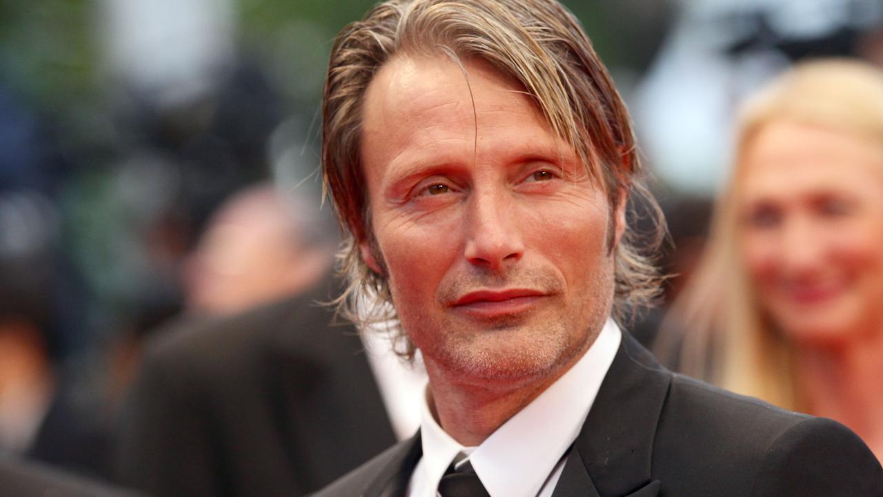 Mads Mikkelsen will replace Johnny Depp in Fantastic Beasts.