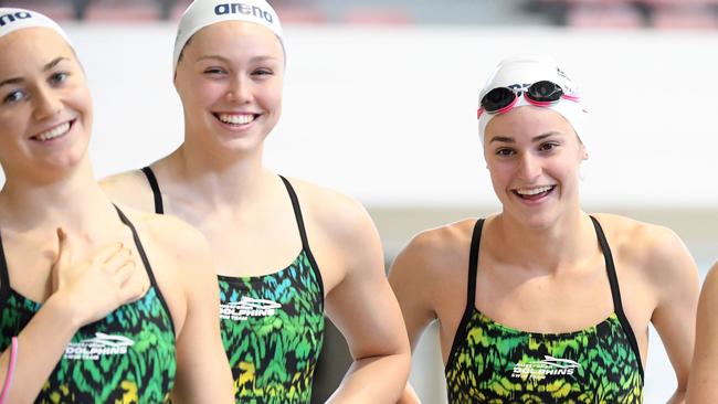 Minna Atherton, middle, with Ariarne Titmus on her left and Kaylee McKeown on her right. (Photo by Delly Carr/Getty Images)