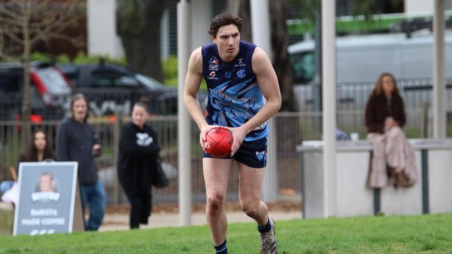 Sam Wundke in action for Glenunga. Picture: Max Stapleton