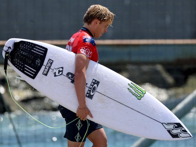 Ethan Ewing of Australia looks on during the World Surf League Surf Ranch Pro Men's Semifinal on May 28, 2023 in Lemoore, California. Sean M. Haffey/Getty Images/AFP (Photo by Sean M. Haffey / GETTY IMAGES NORTH AMERICA / Getty Images via AFP)