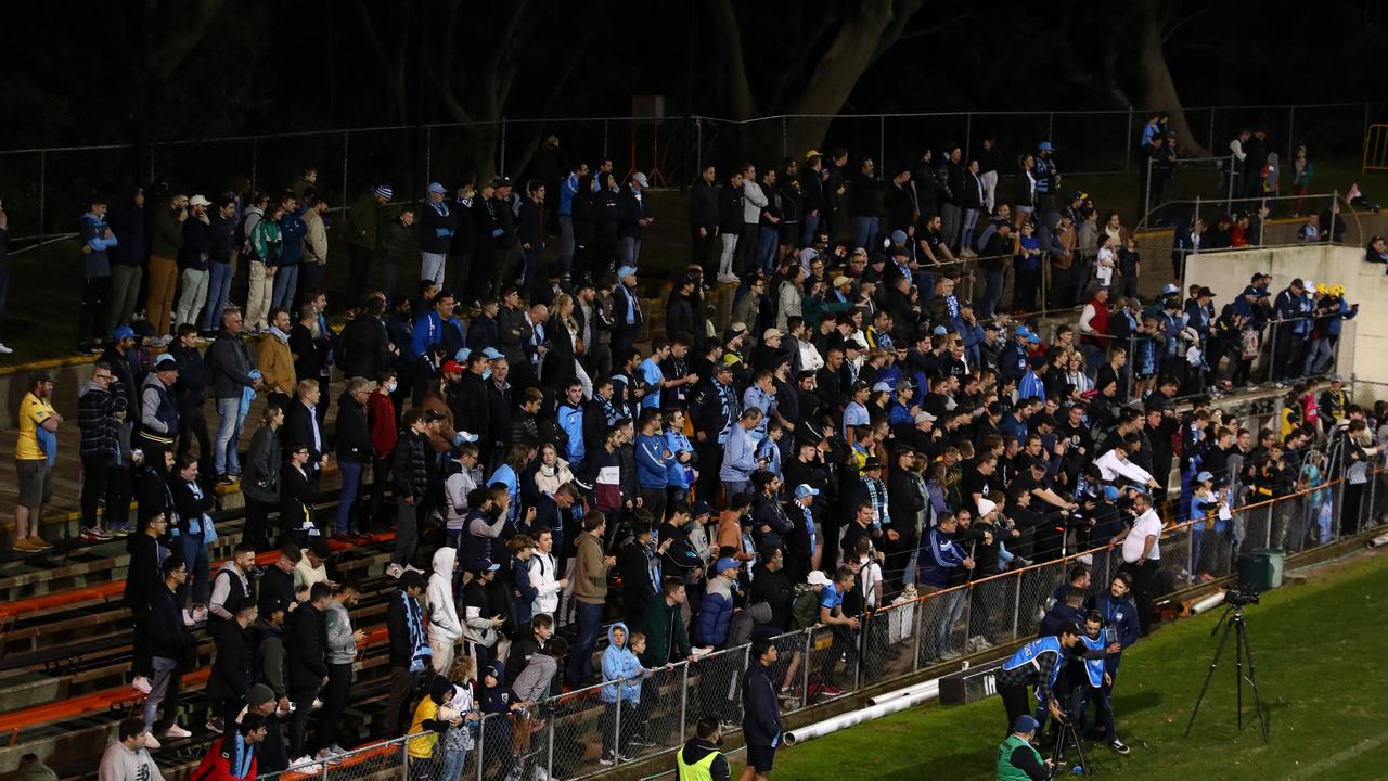 Sydney FC fans at Leichhardt Oval. Photo by Jason McCawley/Getty Images.