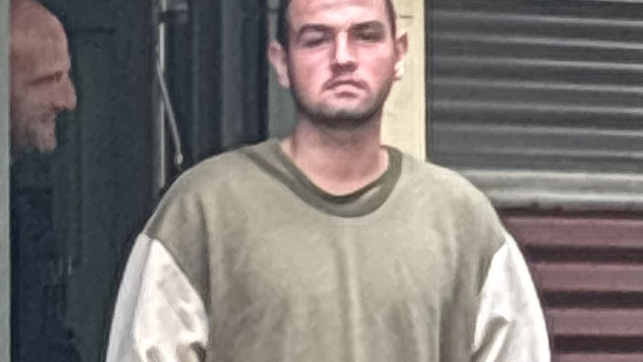 ‘Please don’t hurt me’: Pizza delivery turns into terrifying armed robbery