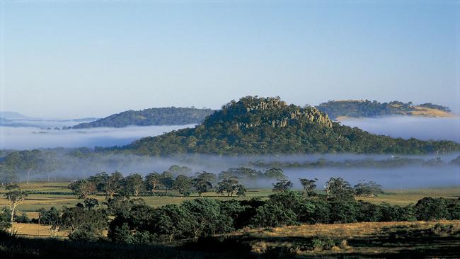 Landholders face losing their right to build a home on 40ha or more in the Macedon Ranges Shire.