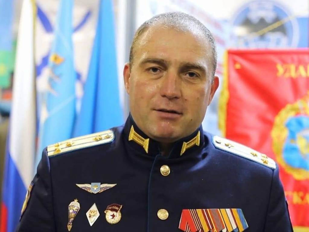 Elite Russian fighter Sergei Sukhare has been killed in Ukraine, Moscow has confirmed.