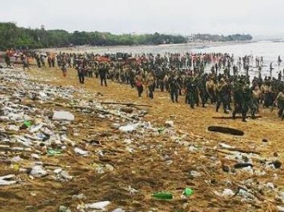 Bali hot spot buried in garbage