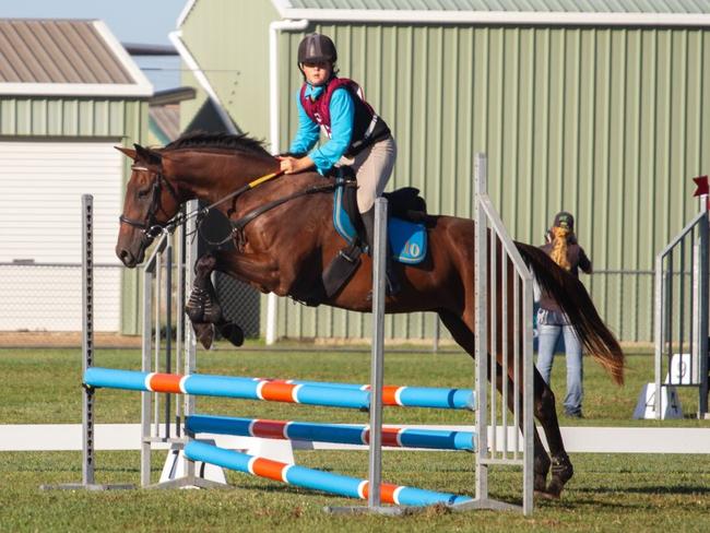 Robert English and Down With the Devil at the PQC State Showjumping Championships.