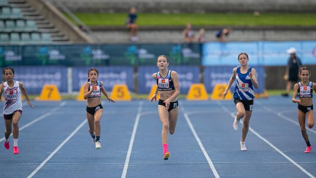 Girls U11 200m final won by Mayah Tank from Port Hacking.