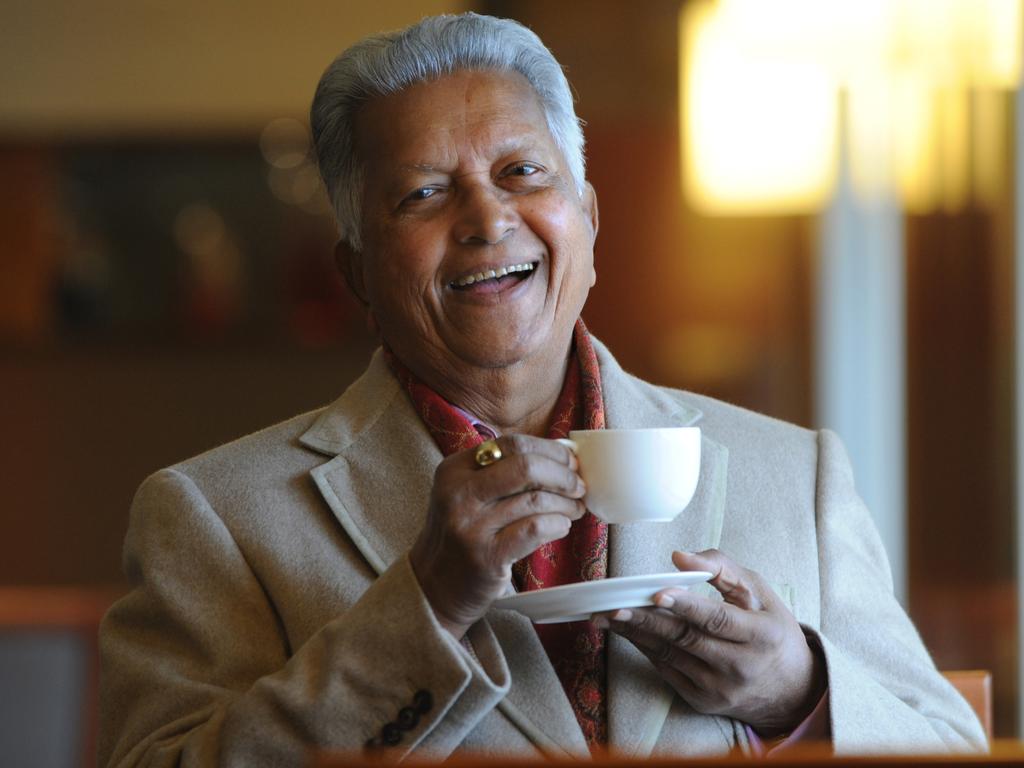 Dilmah Tea founder Merrill J Fernando has died, aged 93.